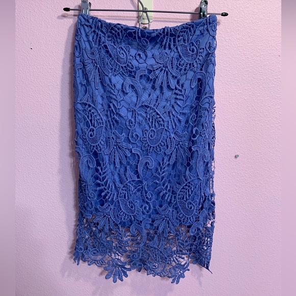 bebe Dresses & Skirts - VTG bebe Blue crochet lace skirt 00